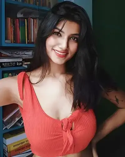 Escort Nakhatrana